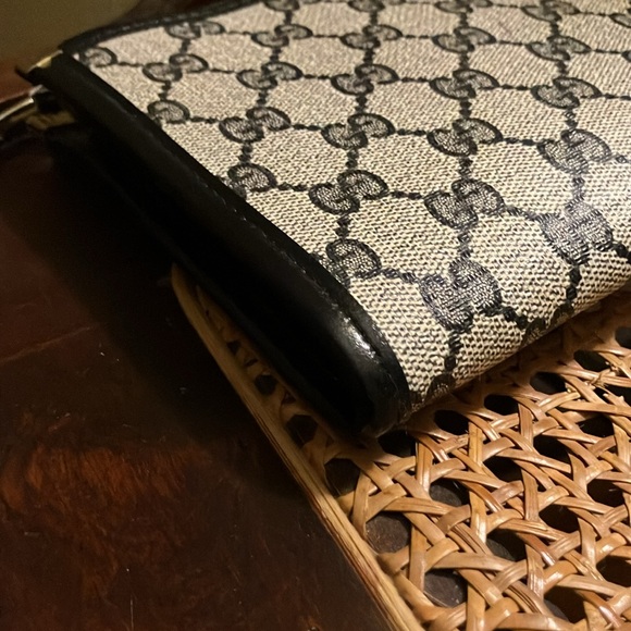 Monogrammed canvas wristlet - Picture 3 of 10